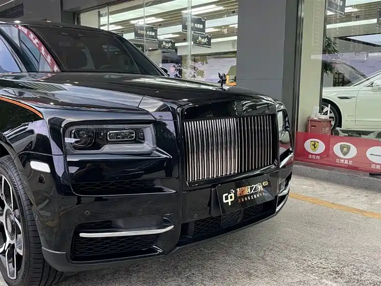 Rolls-Royce Cullinan 2018 — фото 3