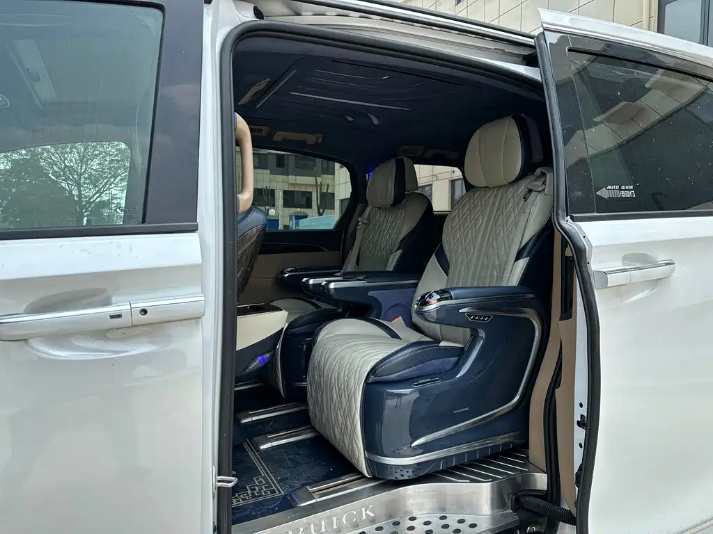 Buick GL8 2019