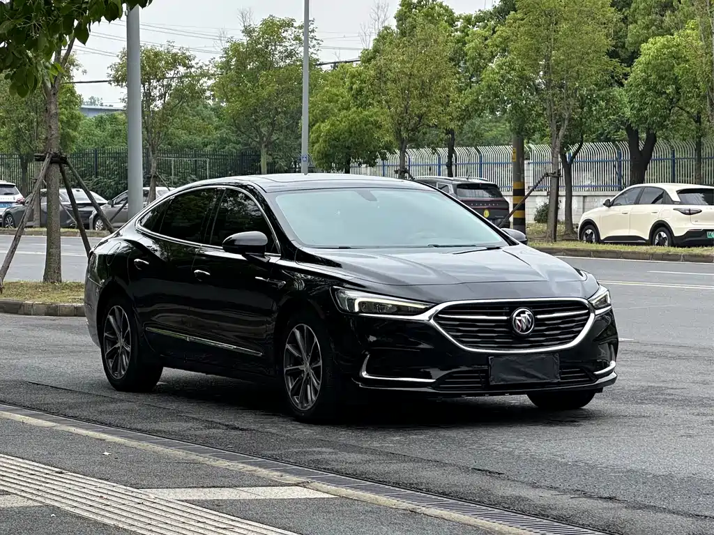 Buick LaCrosse 2020 — фото 3