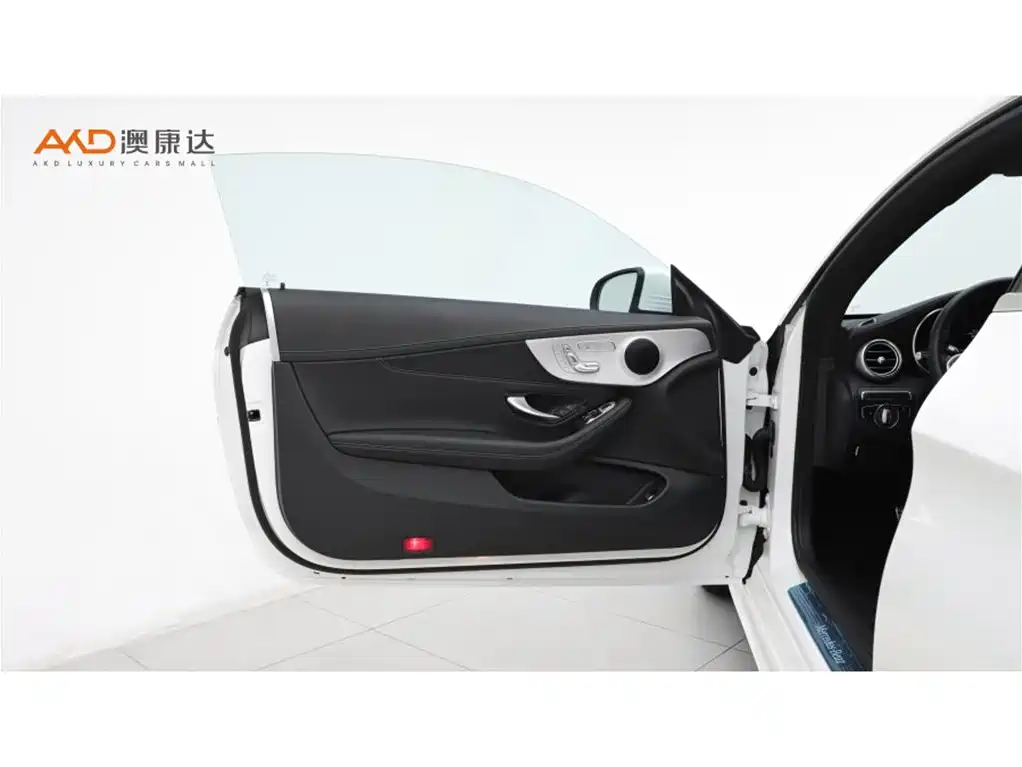 Mercedes-Benz C-Class 2020 — фото 10