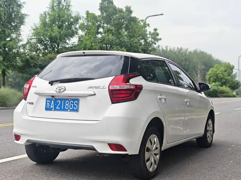 Toyota Yaris L 2019