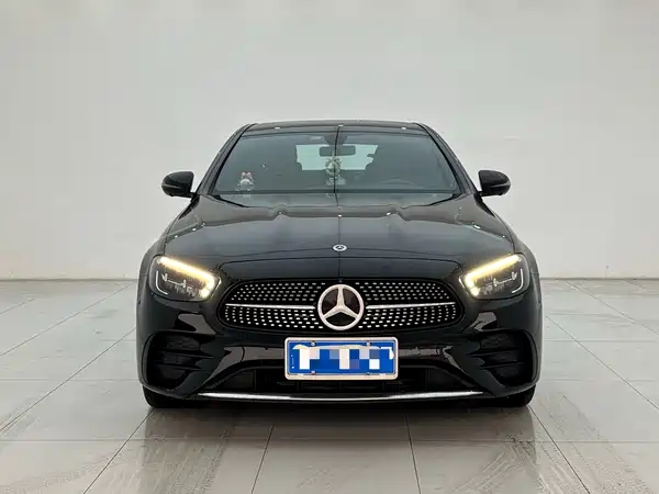 Mercedes-Benz E-Class 2023