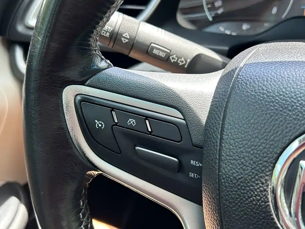 Buick Excelle 2018 — фото 16