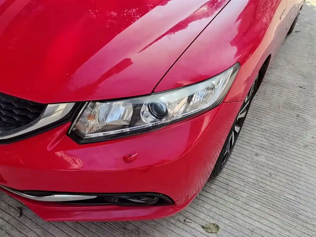 Honda Civic 2015 — фото 24