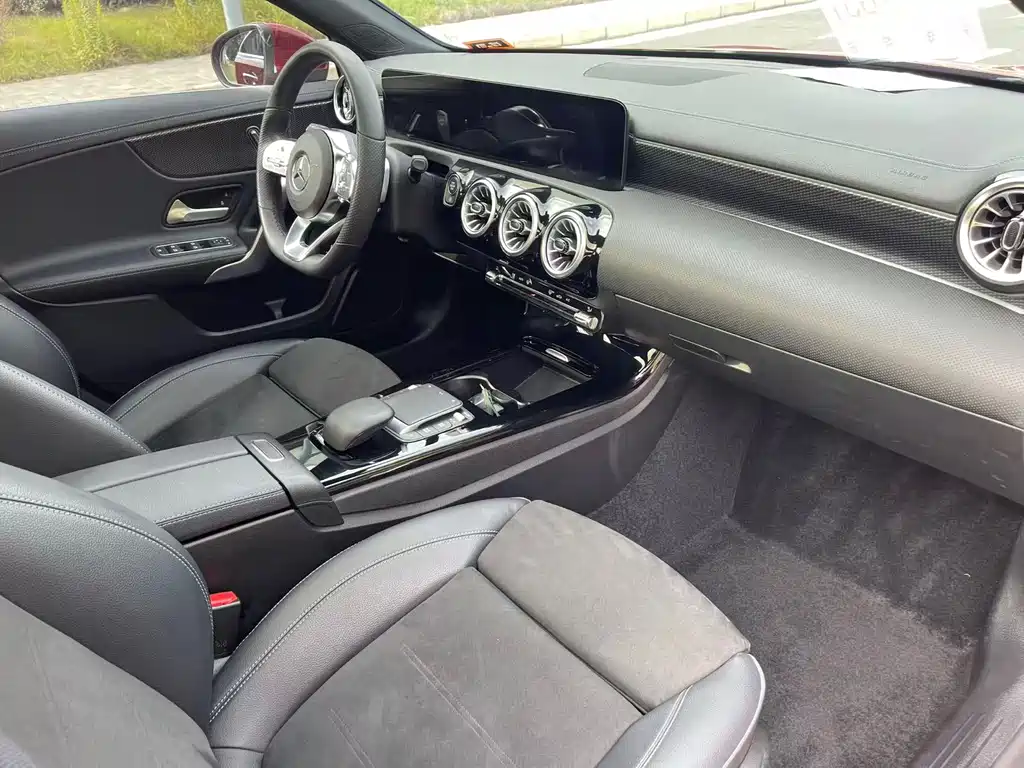 Mercedes-Benz A-Class 2021 — фото 15