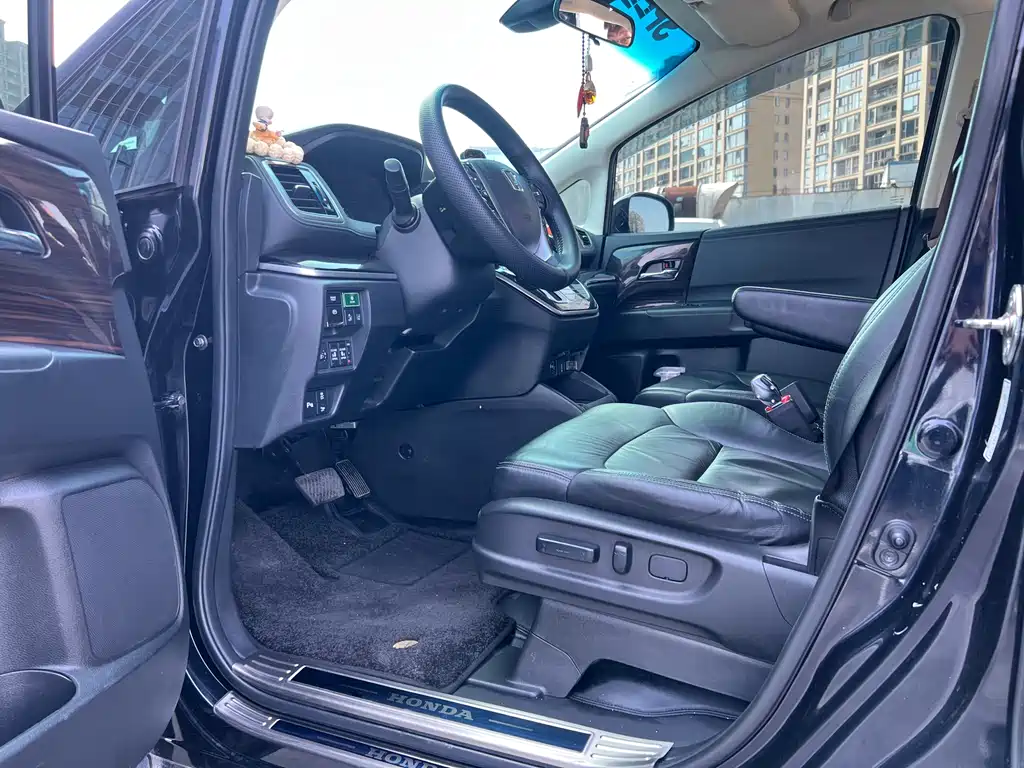 Honda Odyssey 2020 — фото 12