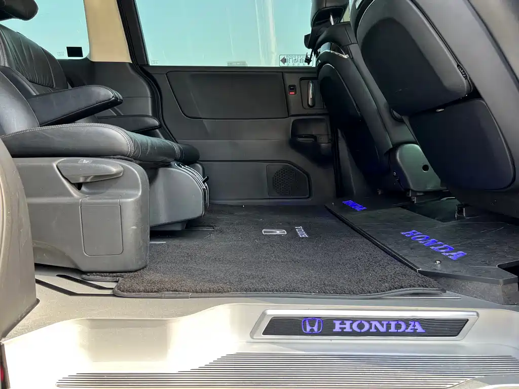 Honda Odyssey 2020 — фото 14