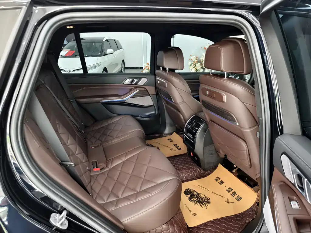 BMW X5 2025