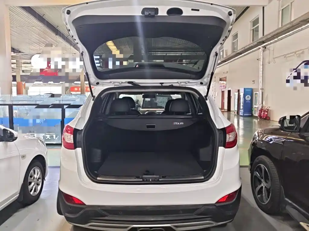 Hyundai ix35 2015 — фото 19