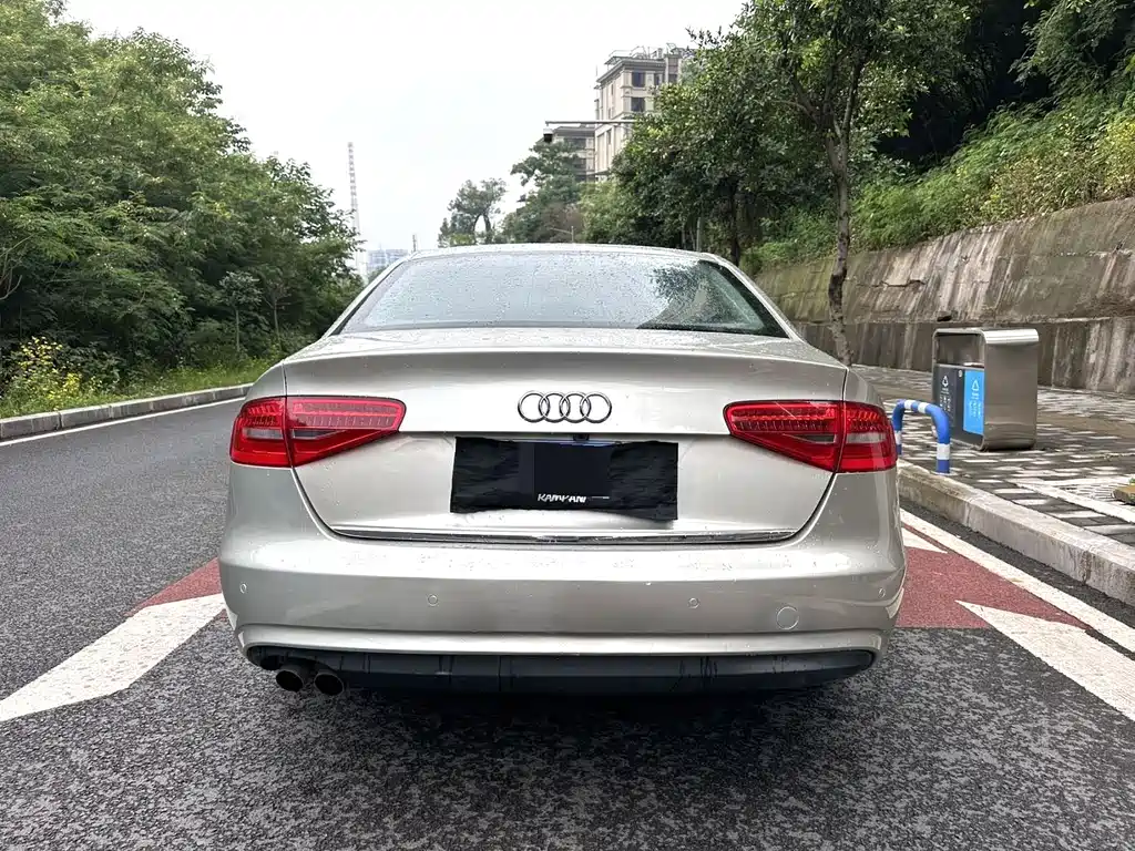 Audi A4L 2016 — фото 12