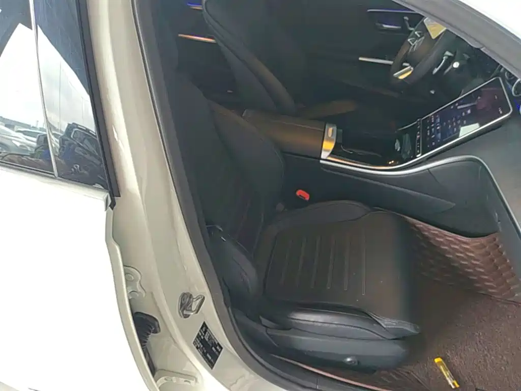 Mercedes-Benz C-Class 2022 — фото 25