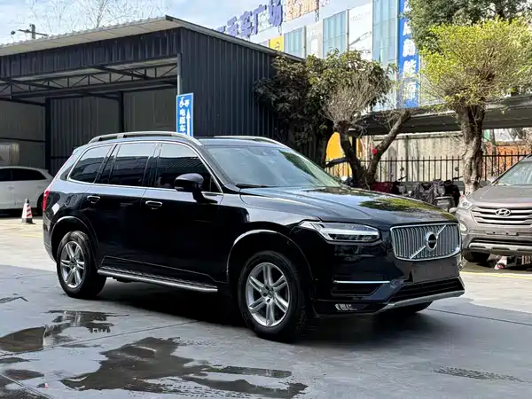 Volvo XC90 2015