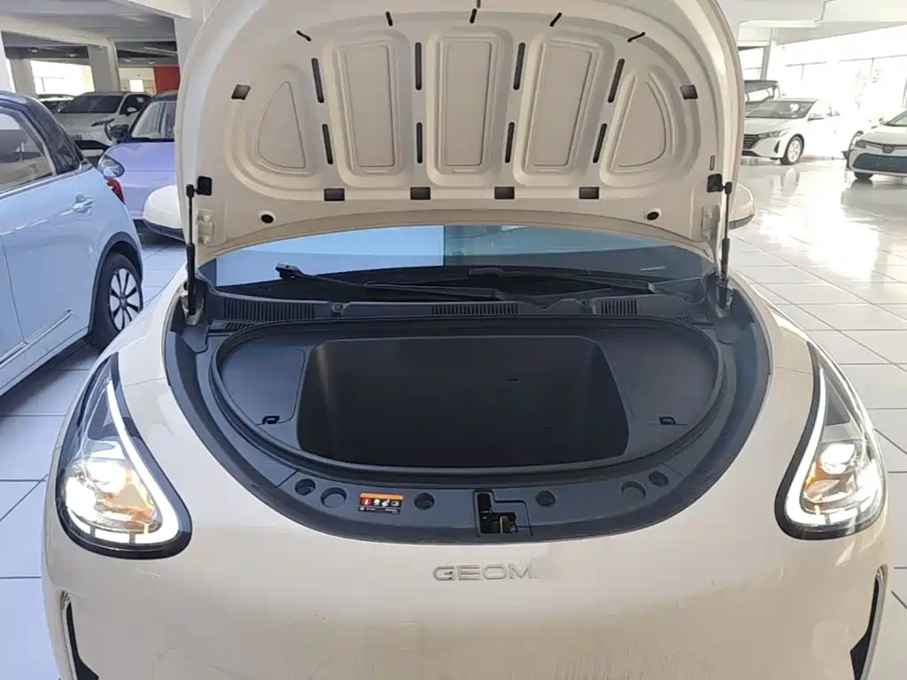 Geely Galaxy Starwish 2026 — фото 20