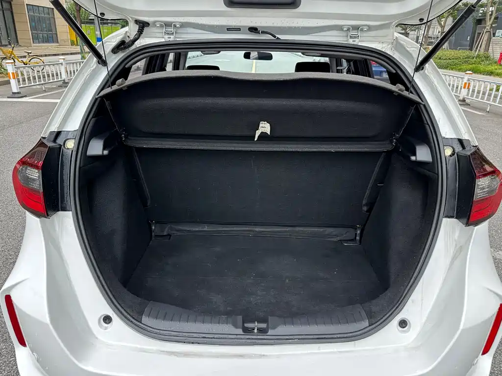 Honda Fit 2023 — фото 10