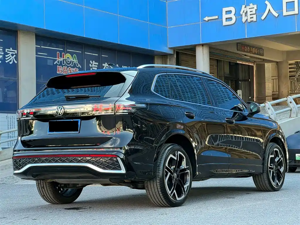 Volkswagen Tiguan L 2025 — фото 5