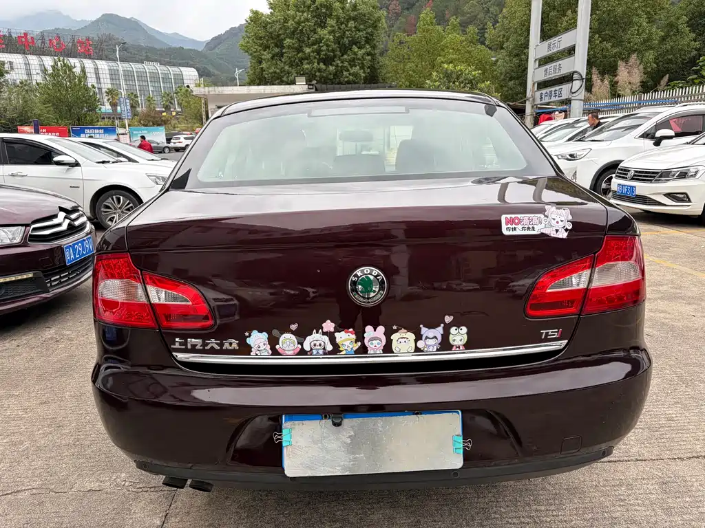 Skoda Superb 2013 — фото 8