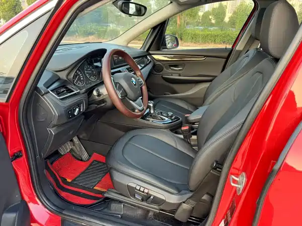BMW 2 Series Station Wagon 2016