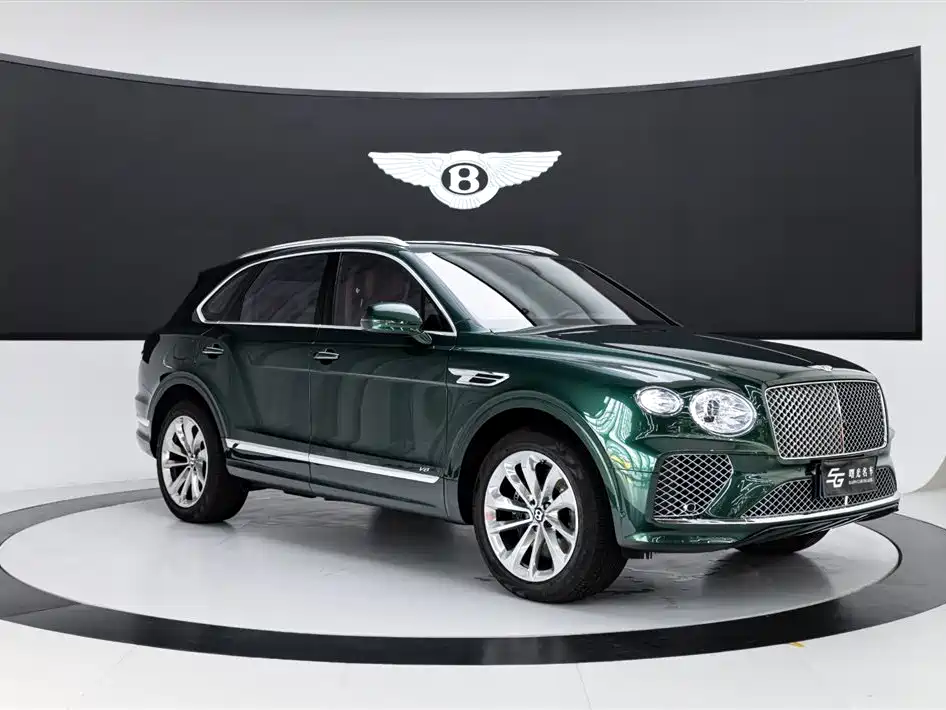 Bentley Bentayga 2022 — фото 3