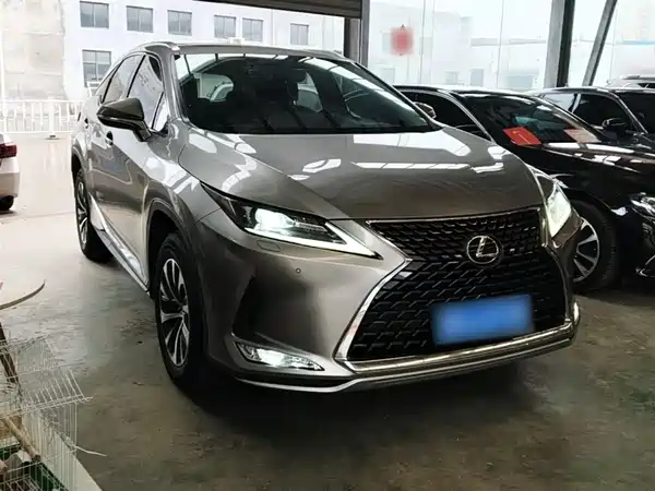 Lexus RX 2020