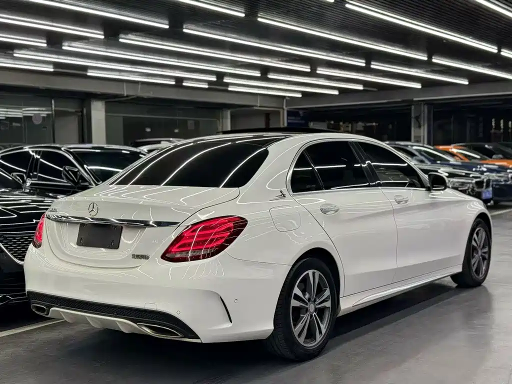Mercedes-Benz C-Class 2017 — фото 9