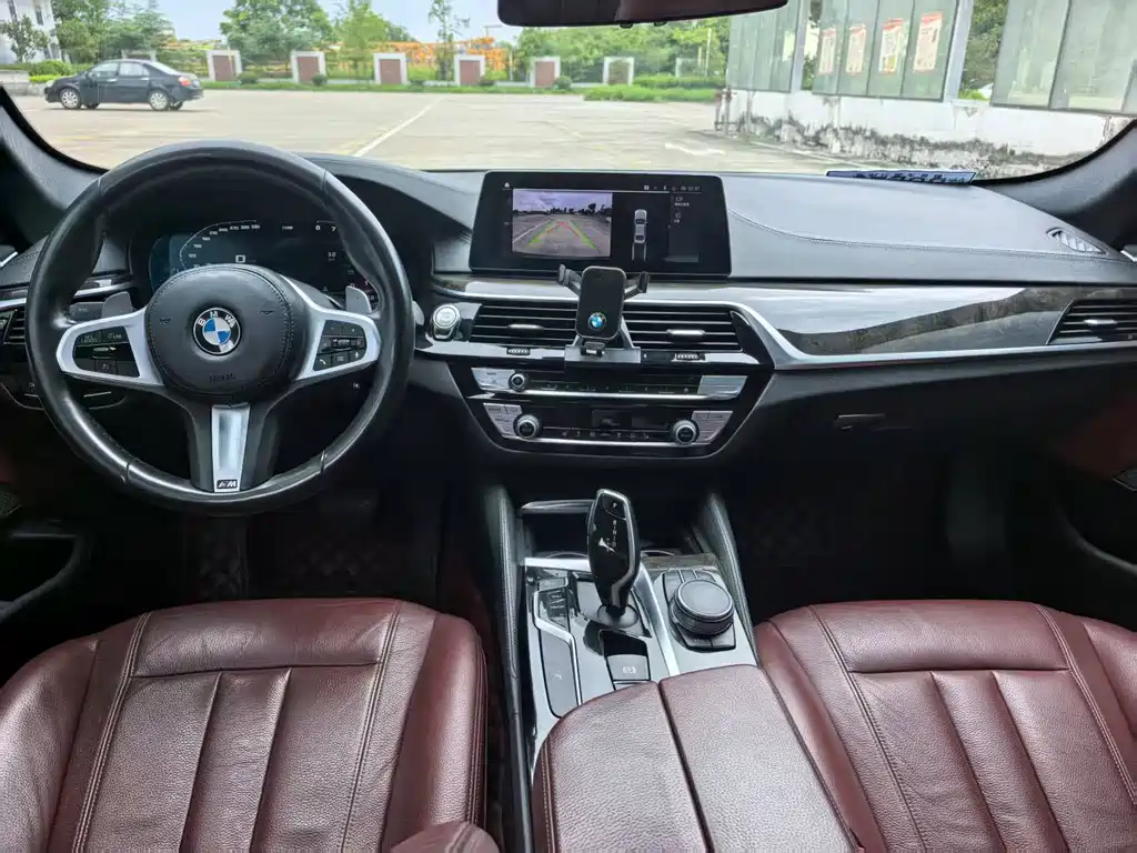 BMW 5 Series 2020