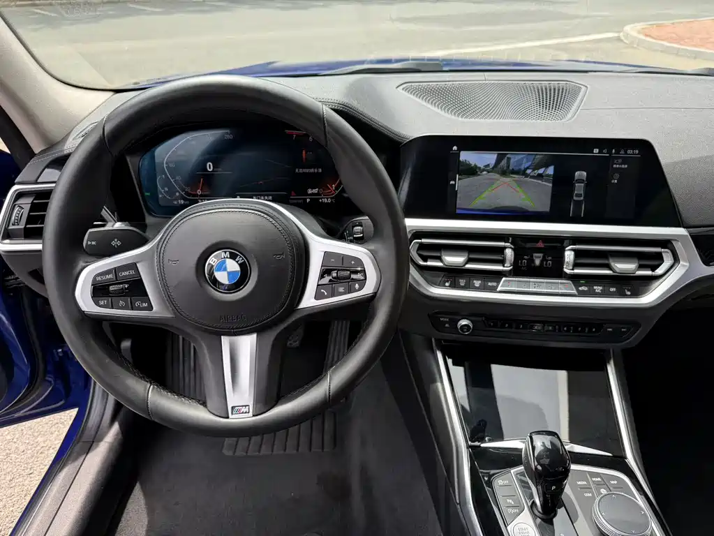 BMW 3 Series 2022 — фото 11