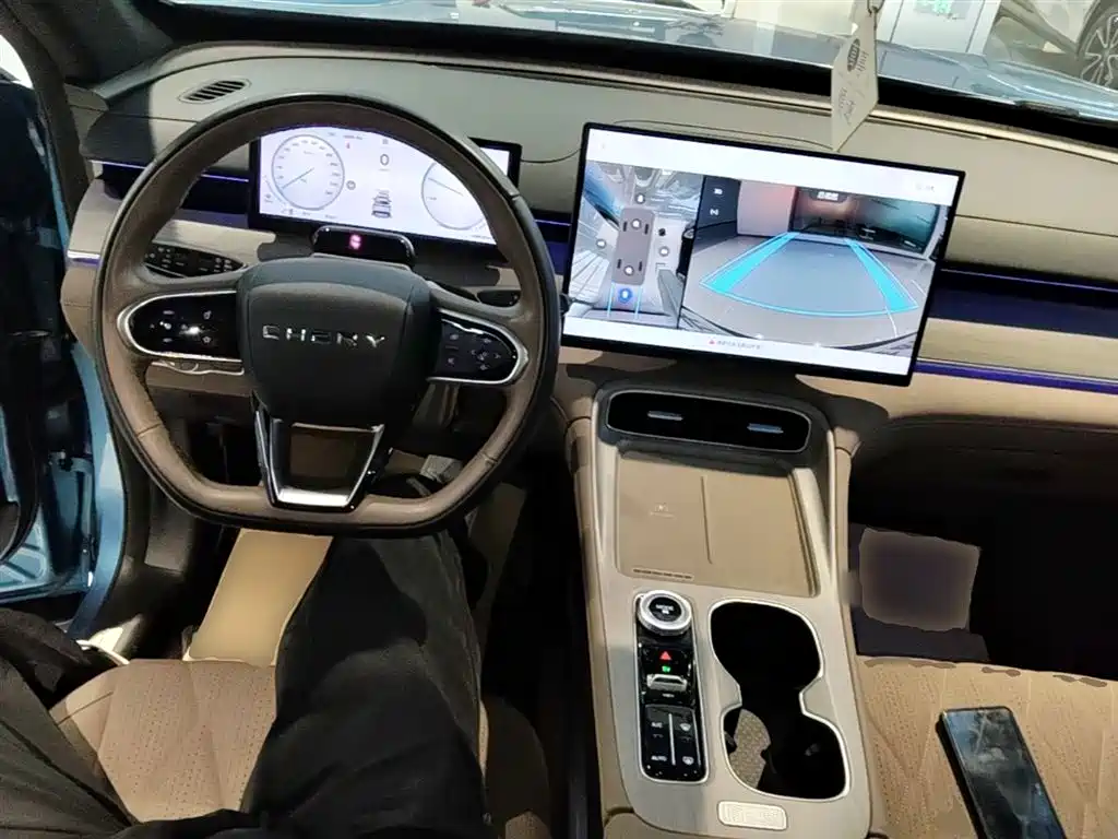Chery Tiggo 8 PLUS C-DM 2025 — фото 10