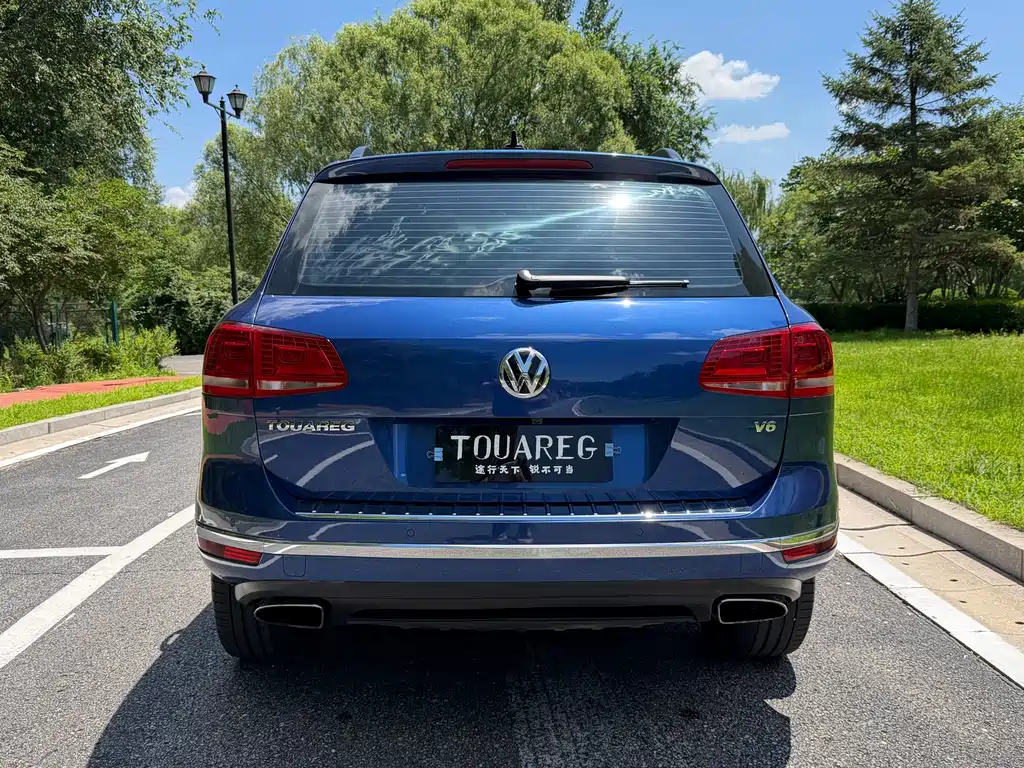 Volkswagen Touareg 2016 — фото 19
