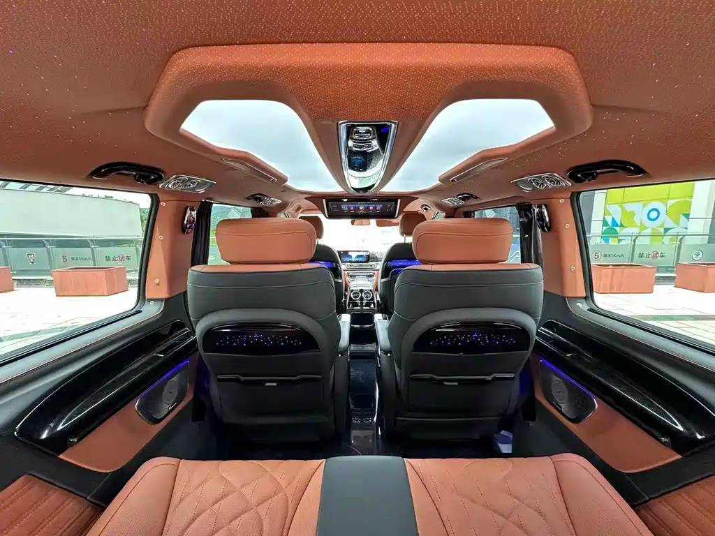 Mercedes-Benz Vito 2025 — фото 16