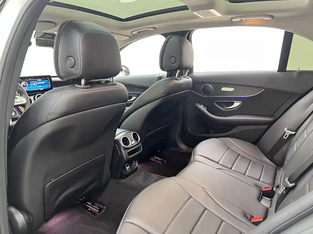 Mercedes-Benz C-Class 2022 — фото 14