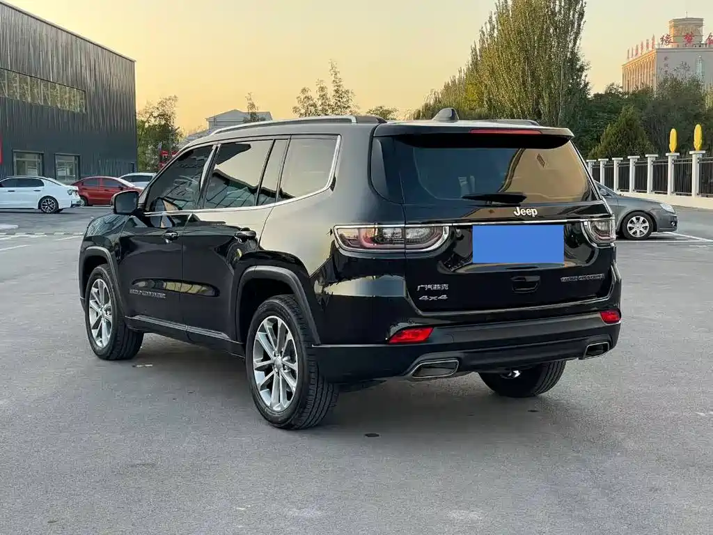 Jeep Grand Commander 2020 — фото 3
