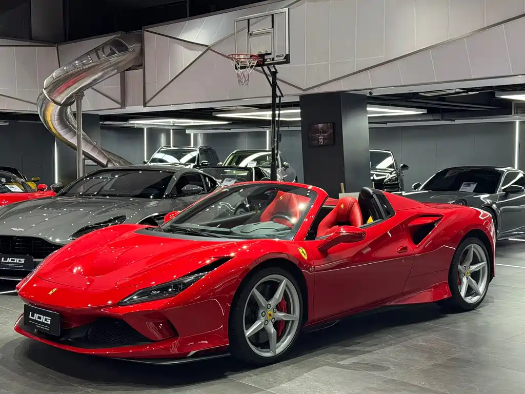 Ferrari F8 2020 — фото 1