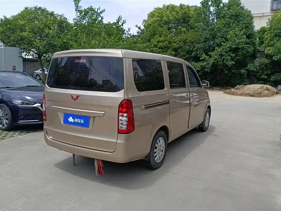 Wuling Rongguang V 2018 — фото 3