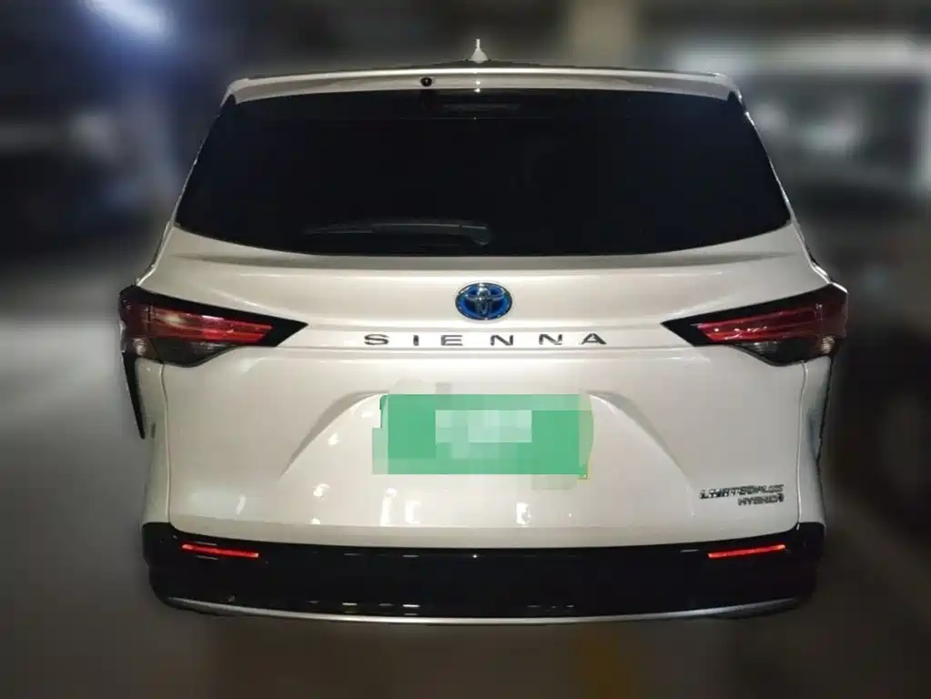 Toyota Sienna 2022