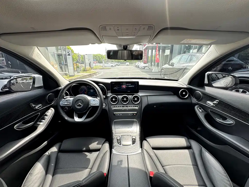 Mercedes-Benz C-Class 2021 — фото 13