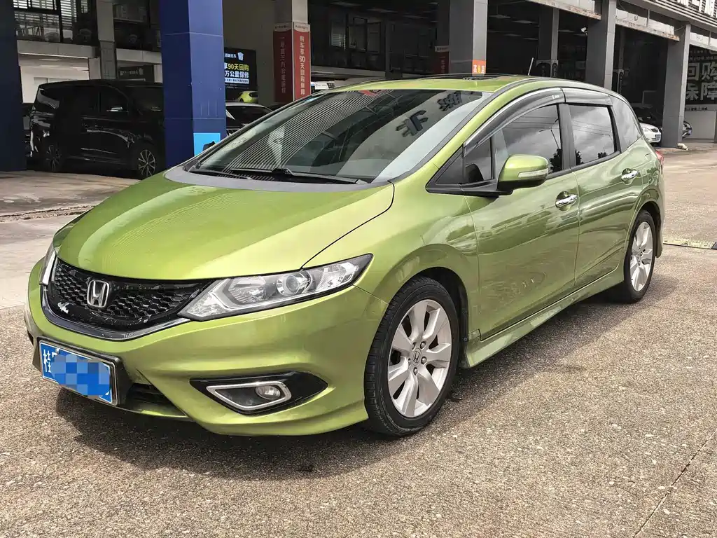 Honda Jade 2016 — фото 1