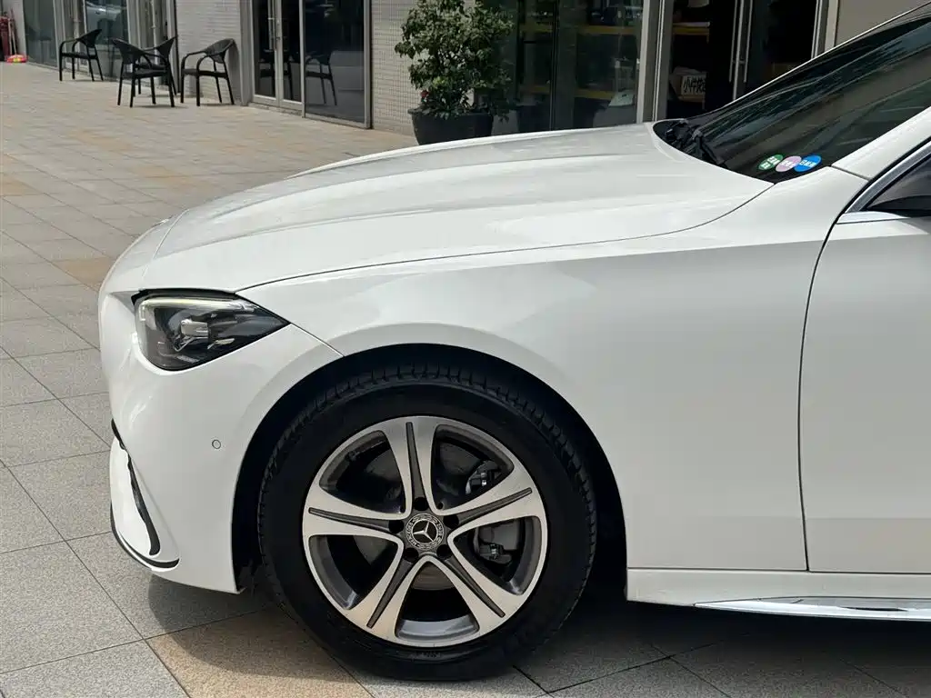 Mercedes-Benz C-Class 2022