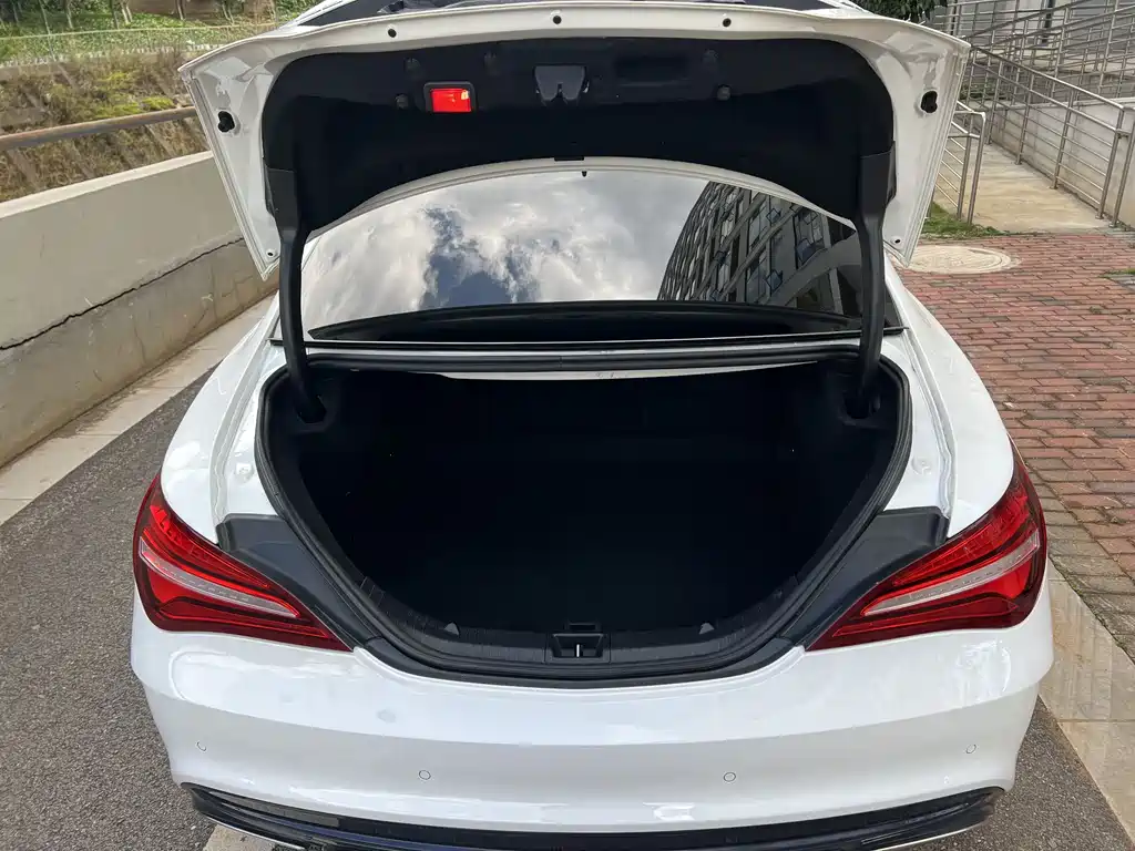 Mercedes-Benz CLA 2018 — фото 26