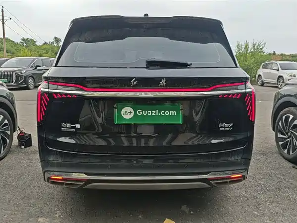 Hongqi HS7 PHEV 2024