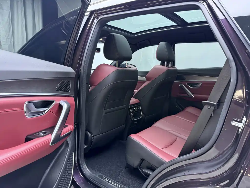 Jetour Jietu X70 PLUS 2021 — фото 24