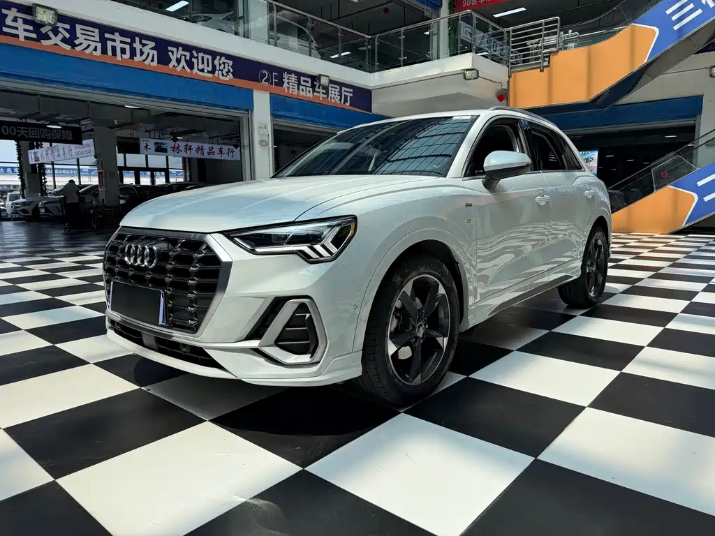 Audi Q3 2022