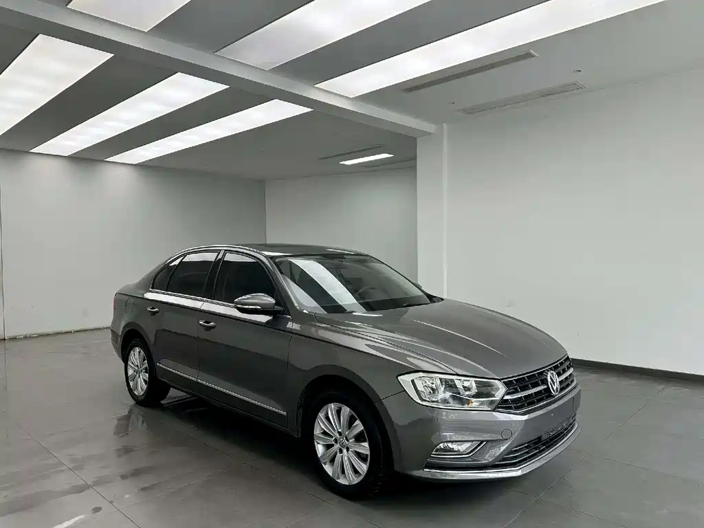Volkswagen Bora 2016