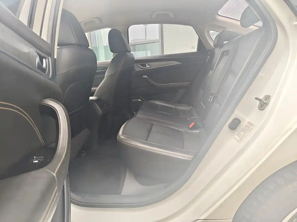 Changan Eado New Energy 2019