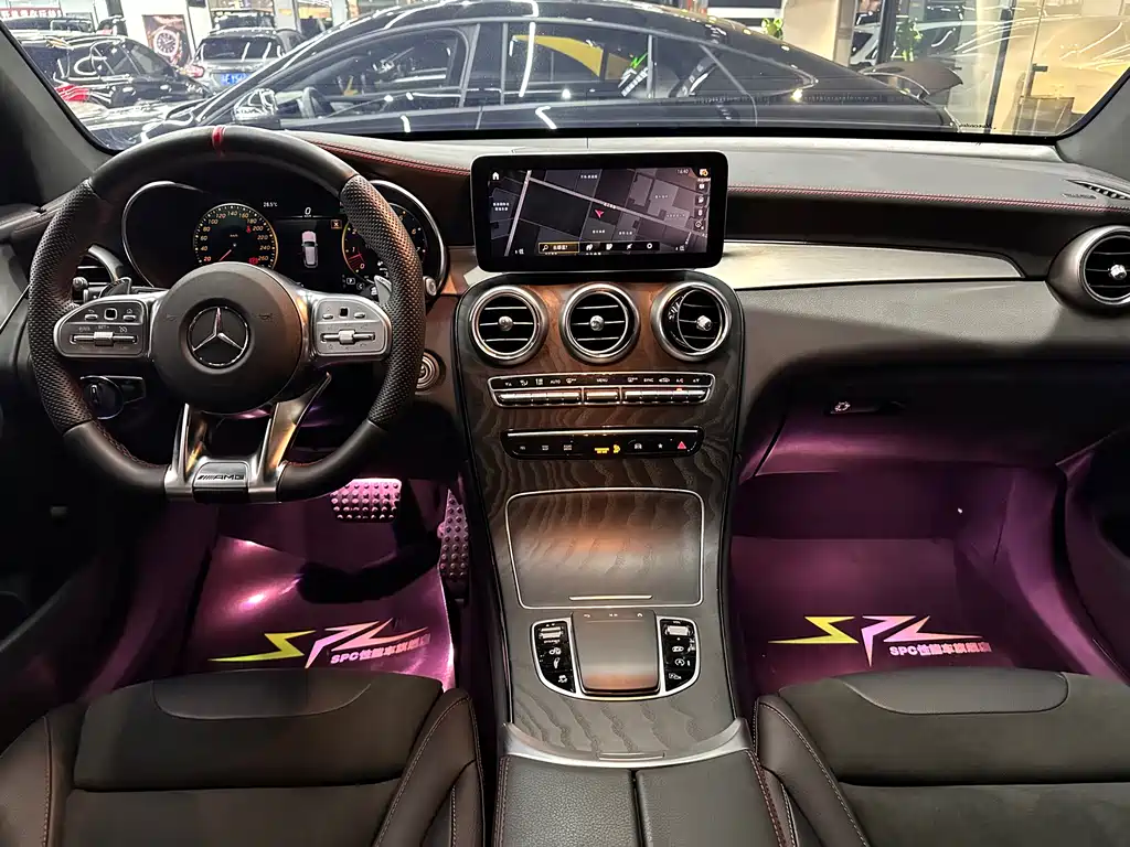 Mercedes-Benz GLC AMG 2023 — фото 10