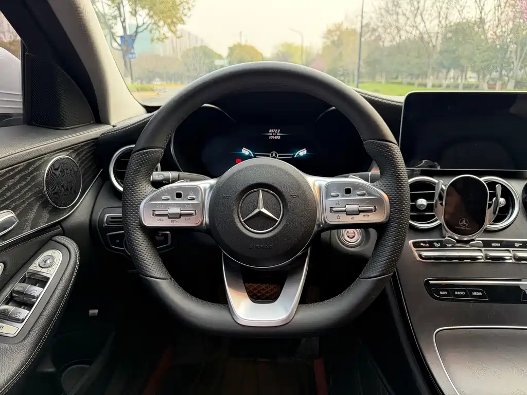 Mercedes-Benz C-Class 2020 — фото 14