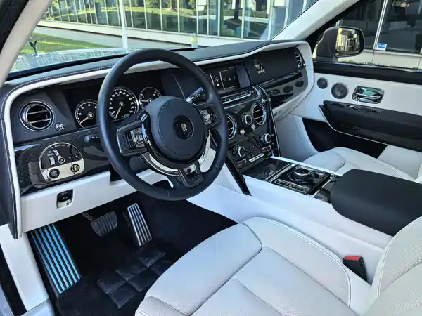 Rolls-Royce Cullinan 2020
