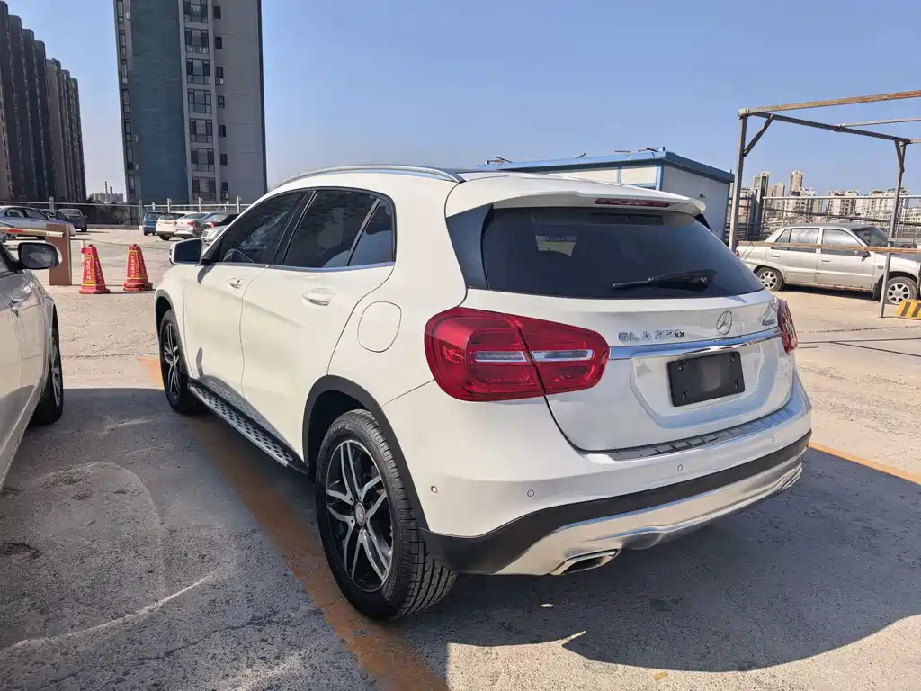 Mercedes-Benz GLA 2017 — фото 9