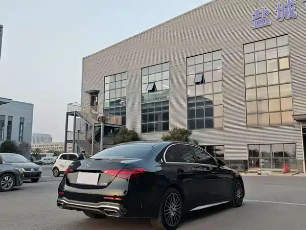 Mercedes-Benz C-Class 2023