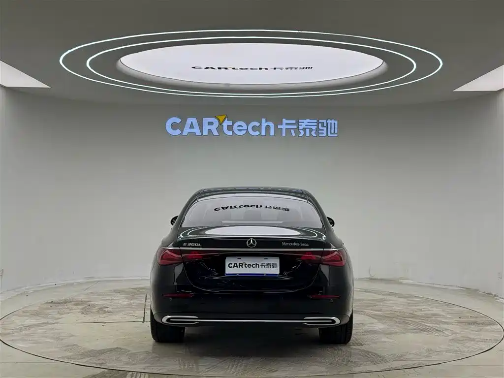 Mercedes-Benz E-Class 2025