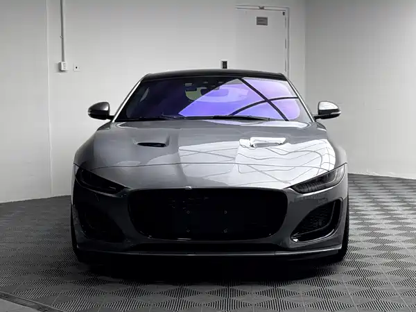Jaguar F-TYPE 2024